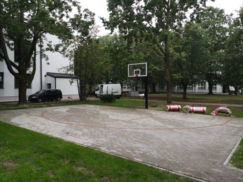 Sporta un bērnu laukumi